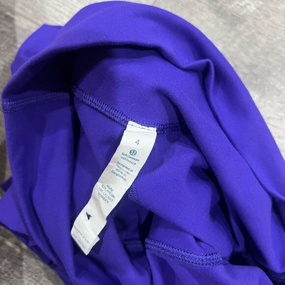 Lululemon 🍋 Wunder Under Crop - Picture 3 of 4